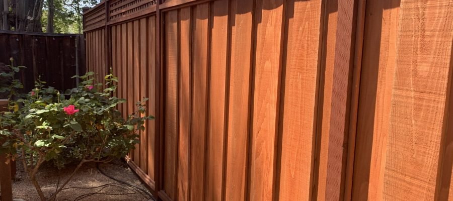 Cedar, Pine, or Redwood? Choosing the Right Wood Fence for South Carolina Conditions